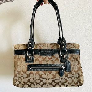 Coach Signature Penelope shoulder bag